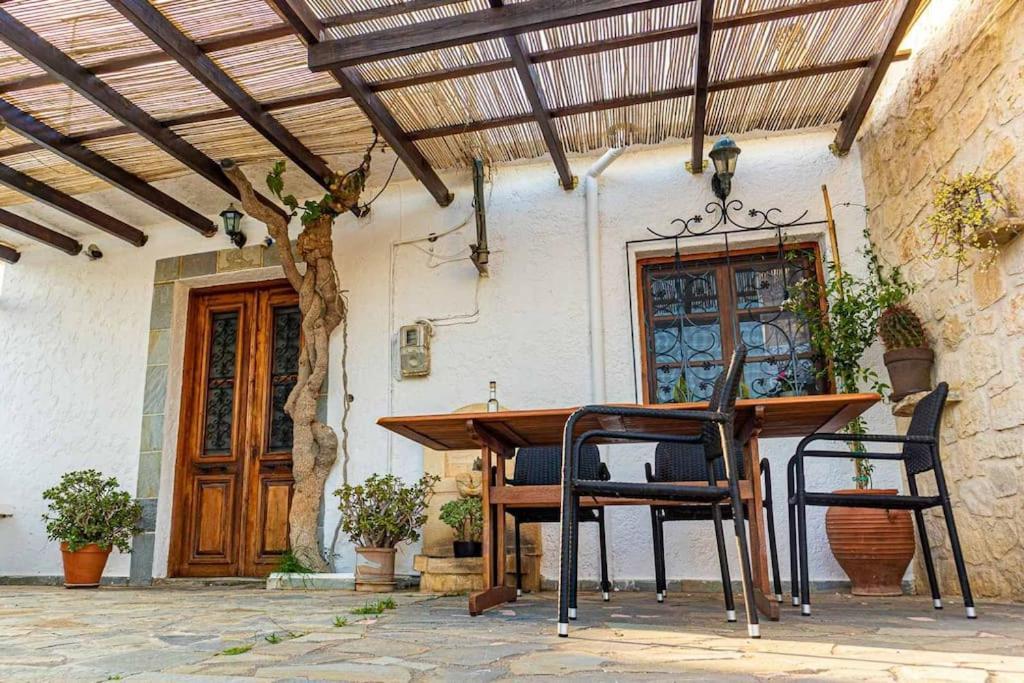 Maciliavilla. Ierapetra  Exterior photo